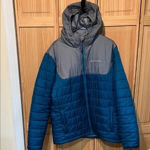 Columbia Men's Teal and Gray Puffer Jacket